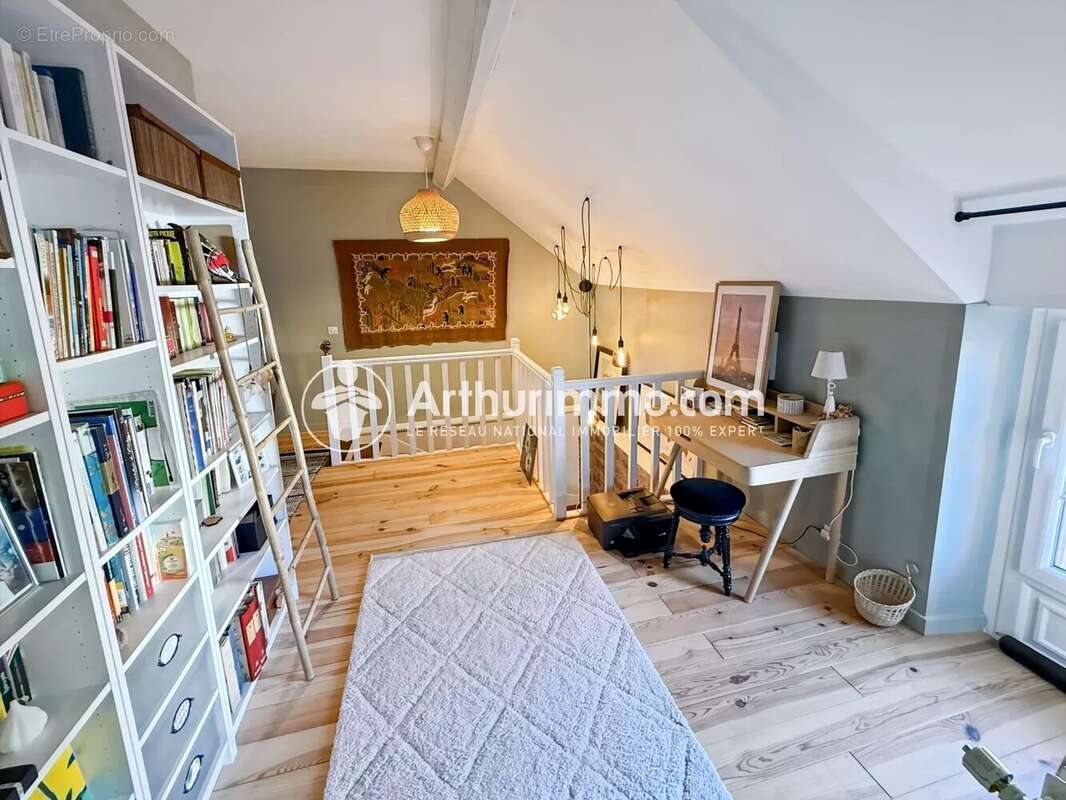 Maison à SOISY-SUR-SEINE