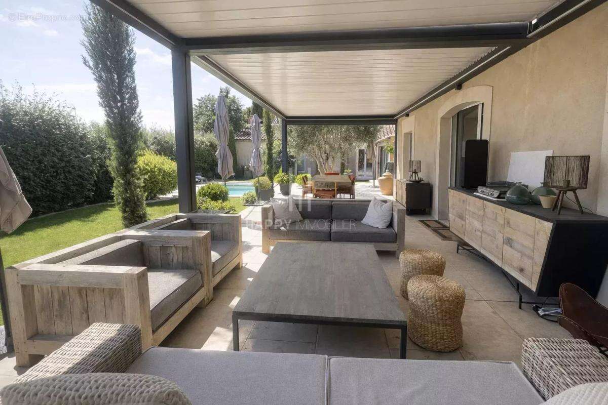 Maison à MAUSSANE-LES-ALPILLES