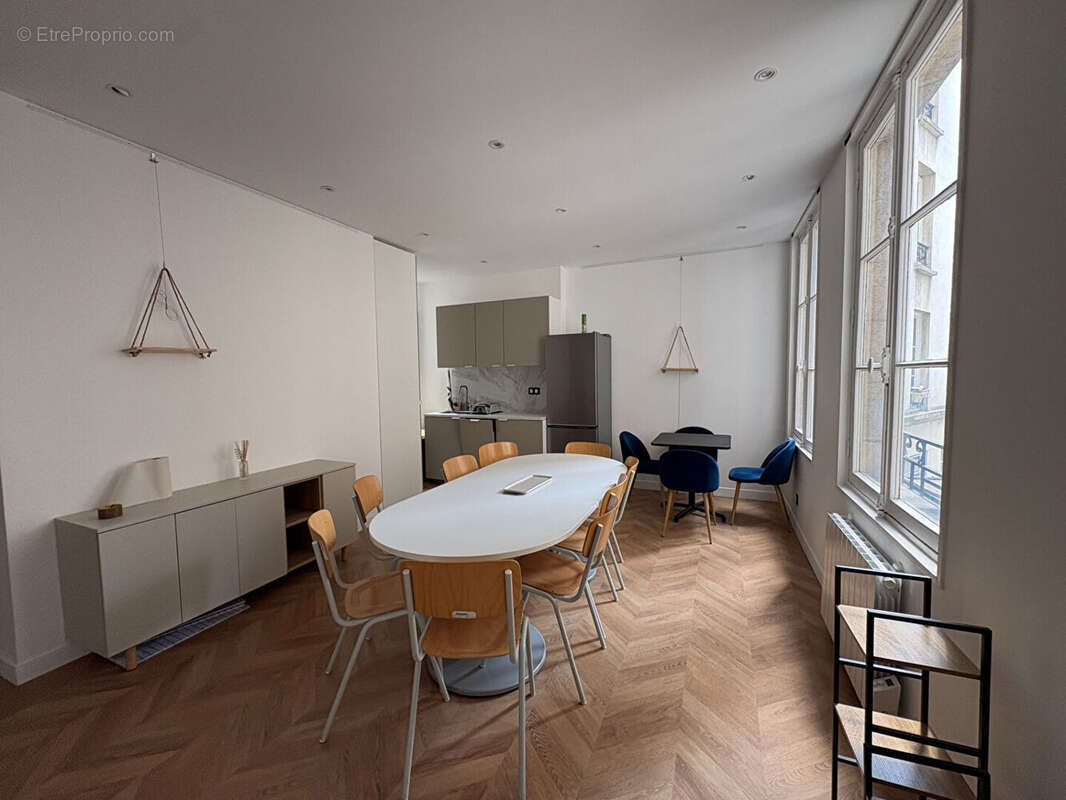 Local commercial Paris 5 pièces 120 m2 - photo 5