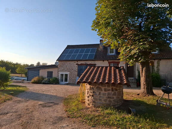 Maison à SAINT-HILAIRE-LES-PLACES