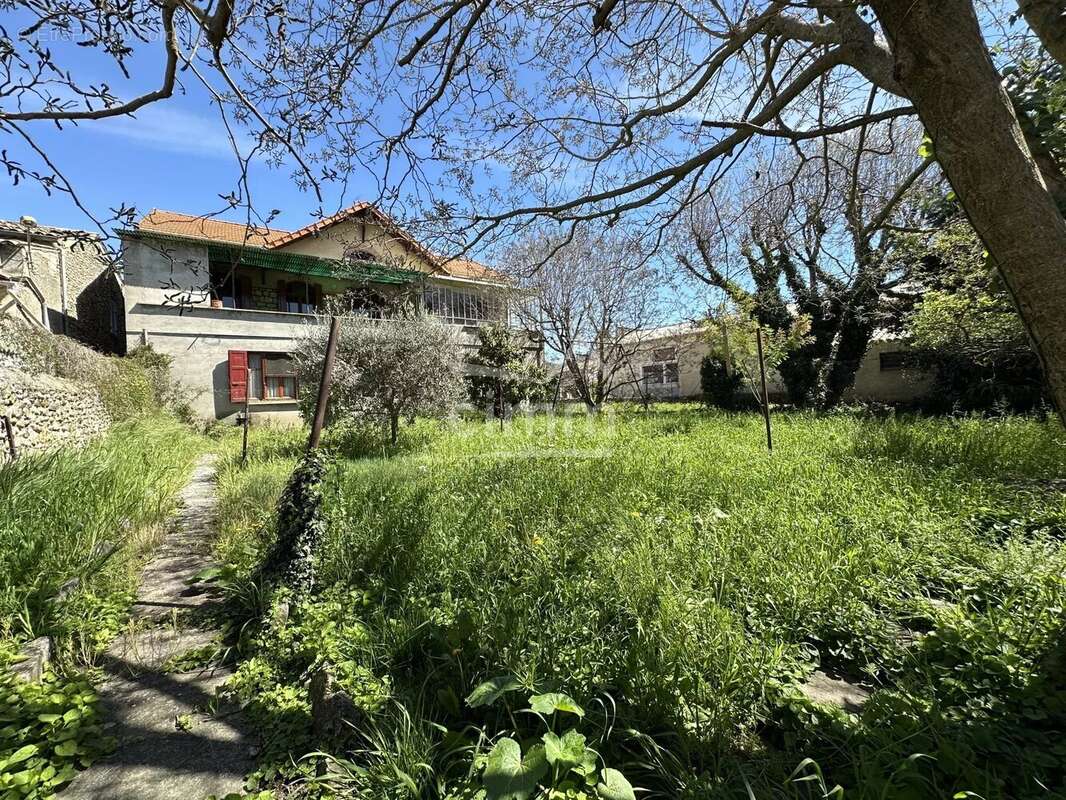 Maison à MALIJAI
