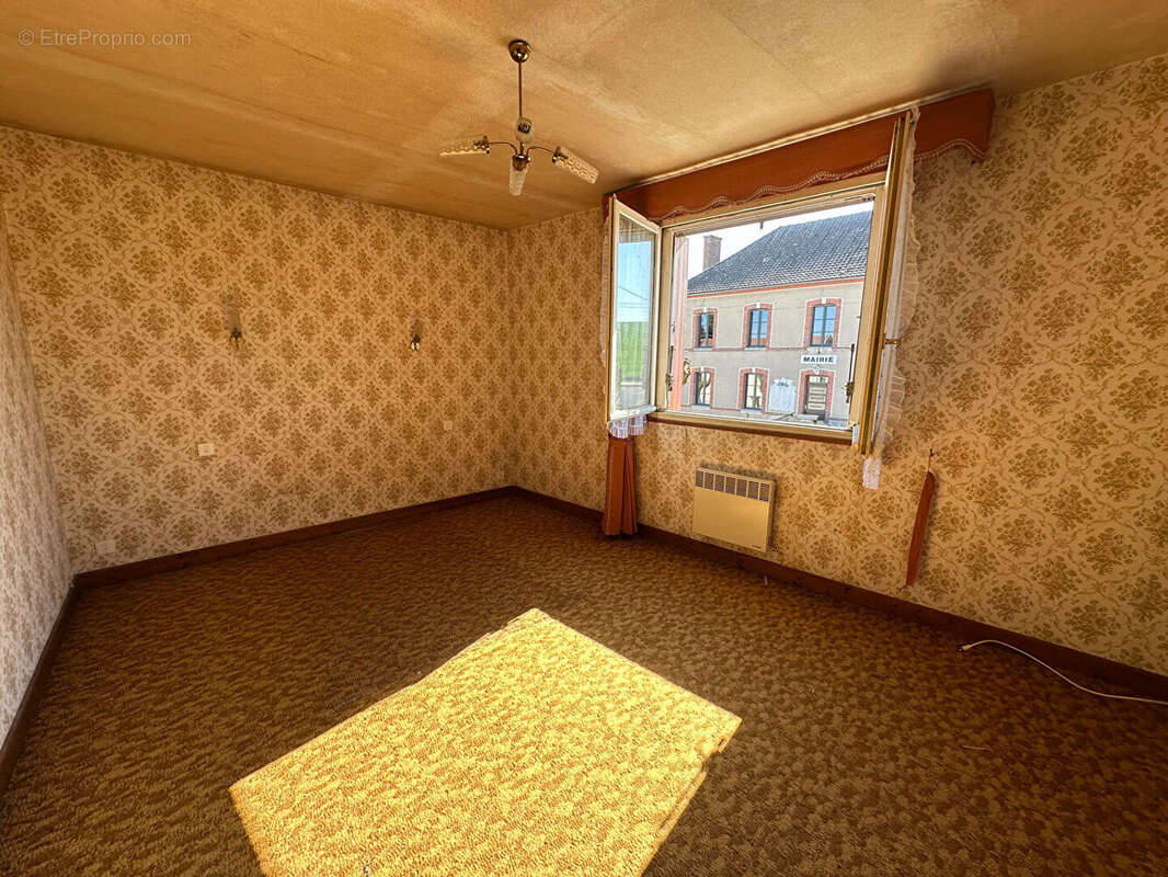 Maison à VILLEVENARD