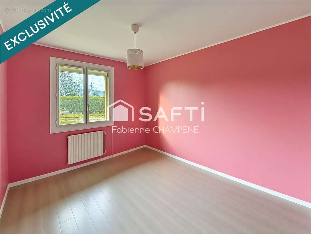 Photo 3 - Maison à PONT-DE-POITTE