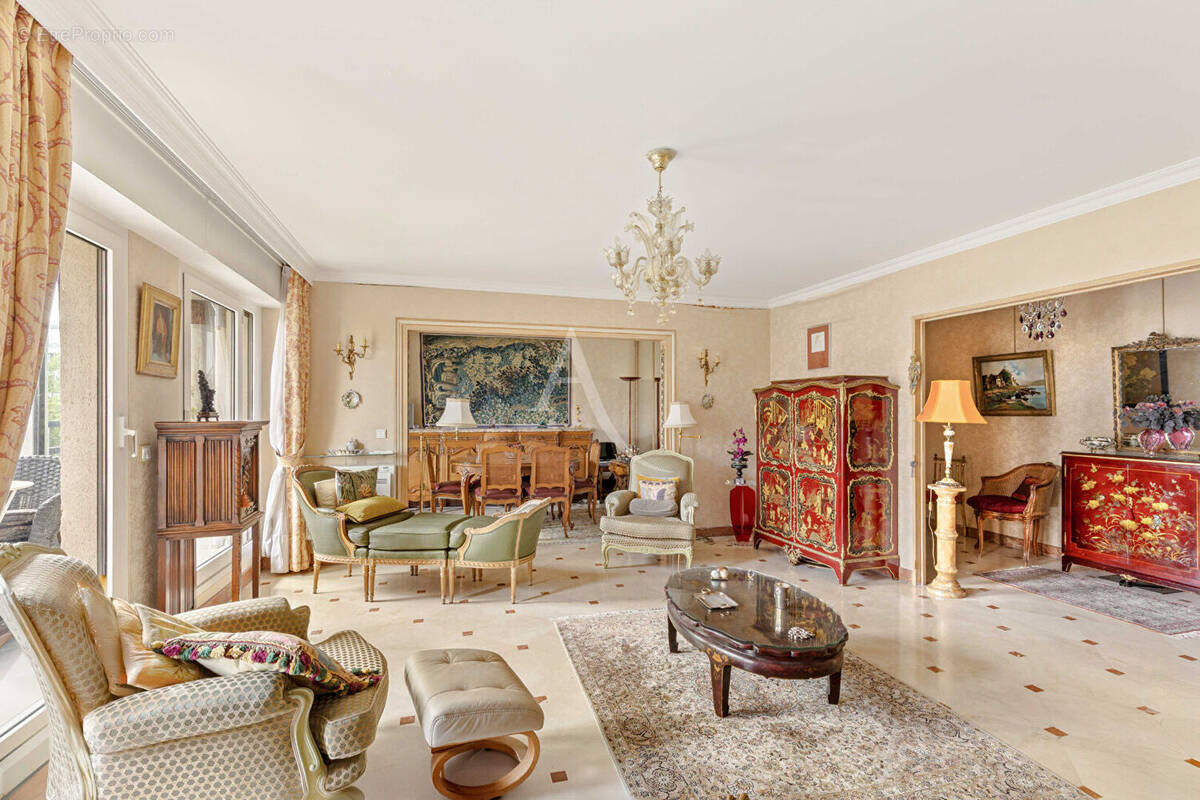 Appartement à PARIS-12E