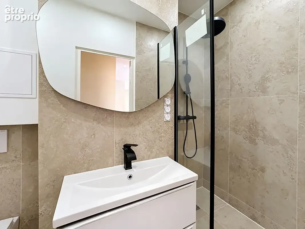 Appartement 78m² à marseille 1er arrondissement - photo 7