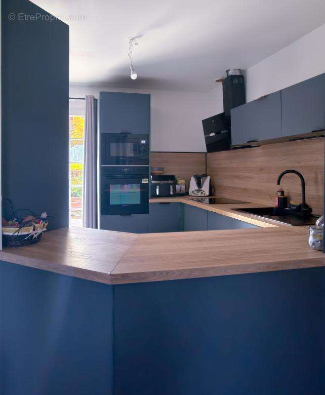 Maison à NEUILLE-PONT-PIERRE