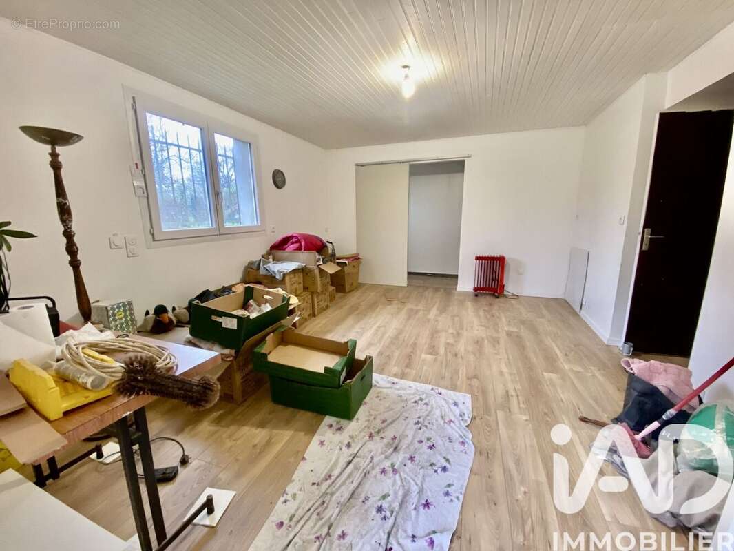 Maison 147 m² à Cruguel  - photo 5