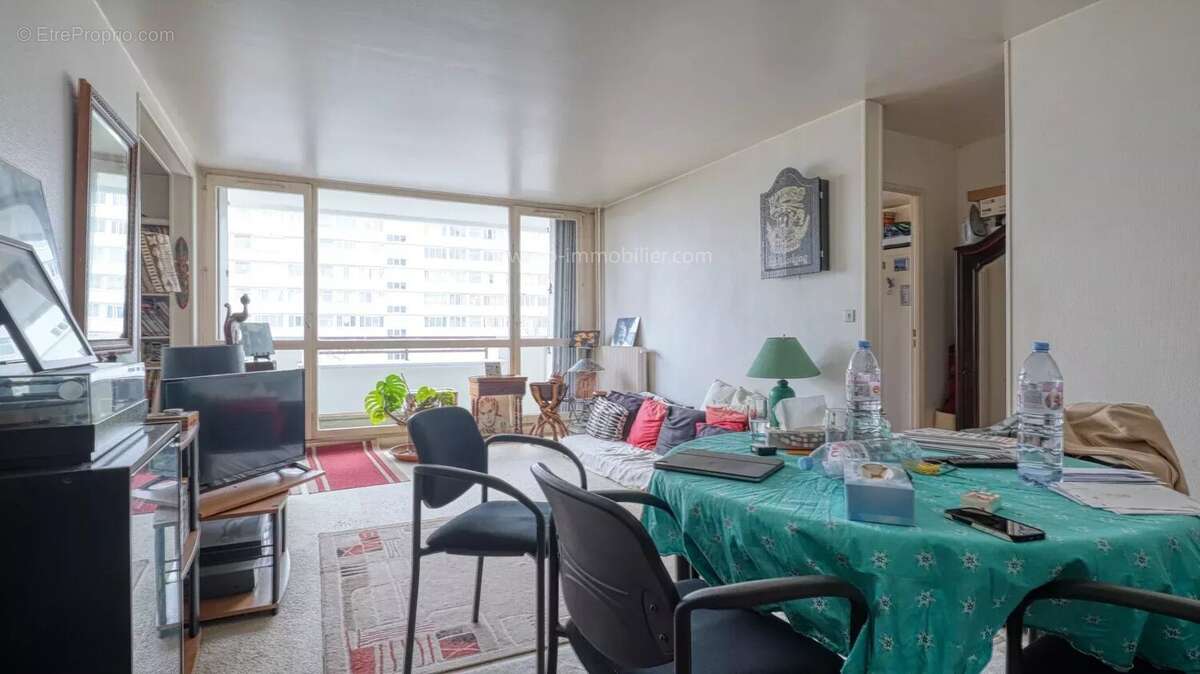Appartement à IVRY-SUR-SEINE
