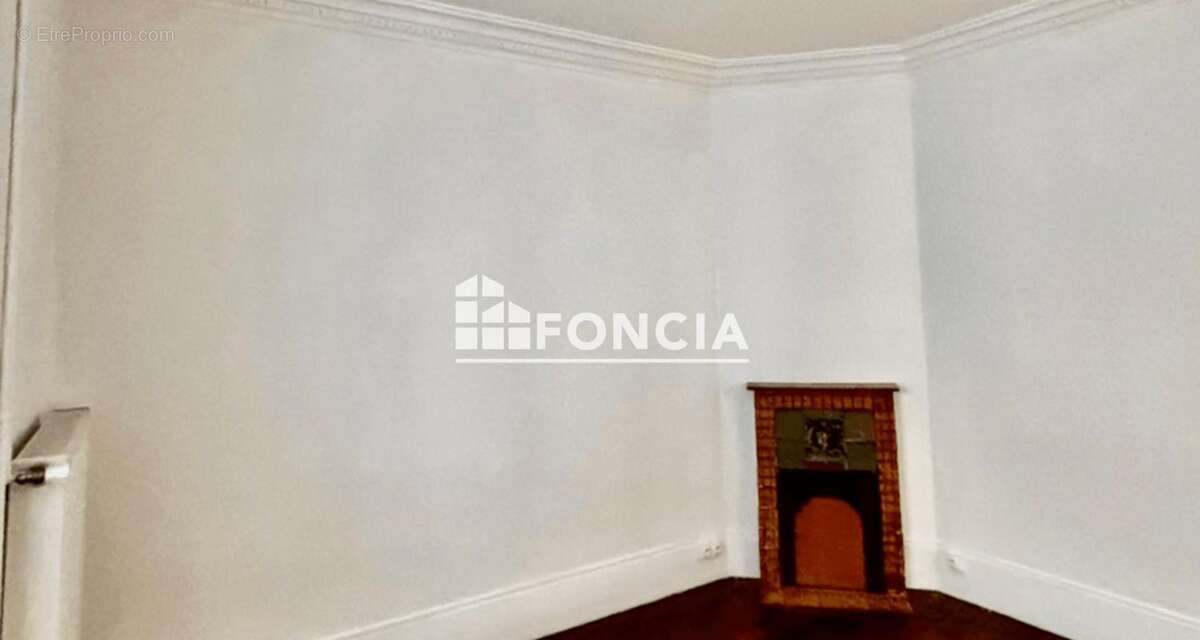 Appartement à PARIS-19E