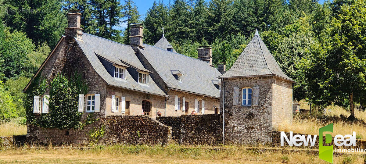 Maison à MARCILLAC-LA-CROISILLE