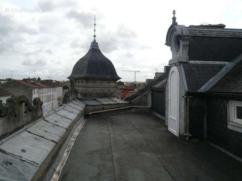  A Vendre Maison BOURGEOISE COGNAC Proche Centre Ville  - photo 7