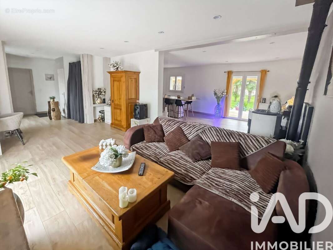 Photo 4 - Maison à SAINT-SAUVEUR-SUR-ECOLE