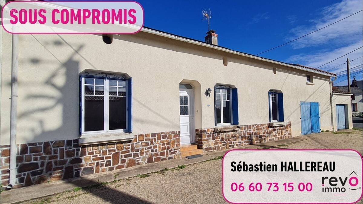 Maison à COUFFE
