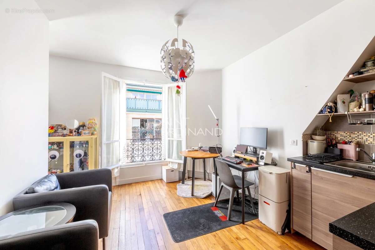 Appartement à PARIS-15E