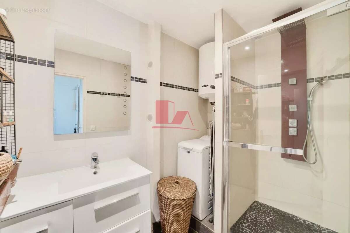 Appartement à ISSY-LES-MOULINEAUX