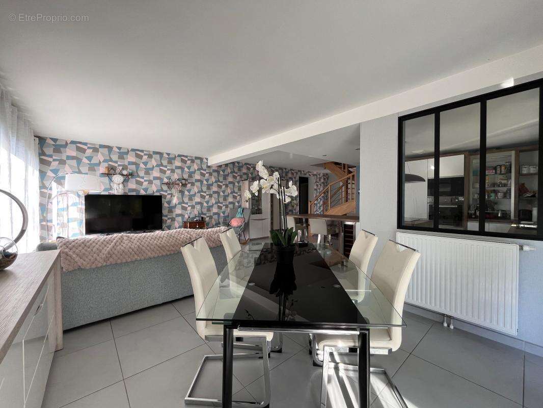 Maison à SAINT-DENIS-EN-VAL