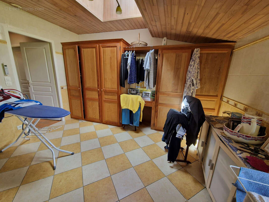 Maison à SAINT-GEORGES-DES-AGOUTS