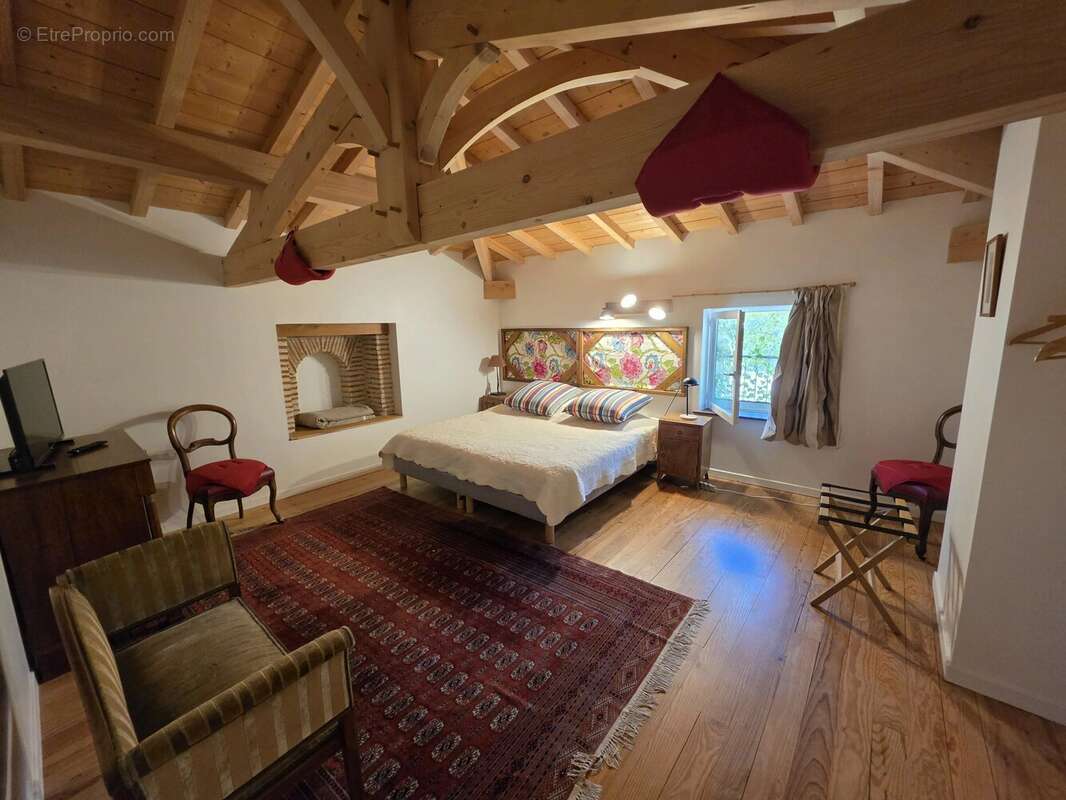 Maison à PRAYSSAS
