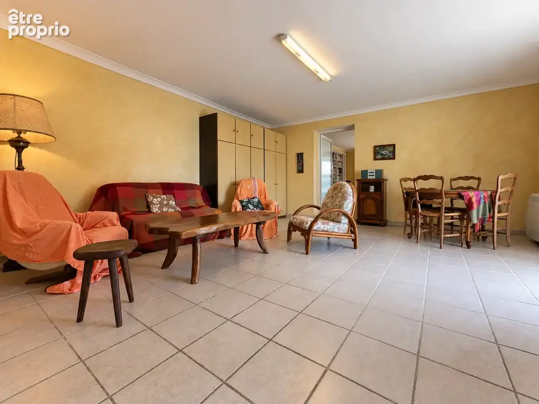 Propriété en pierre avec de nombreuses dépendances et plus de 2 hectares de terrain - photo 6