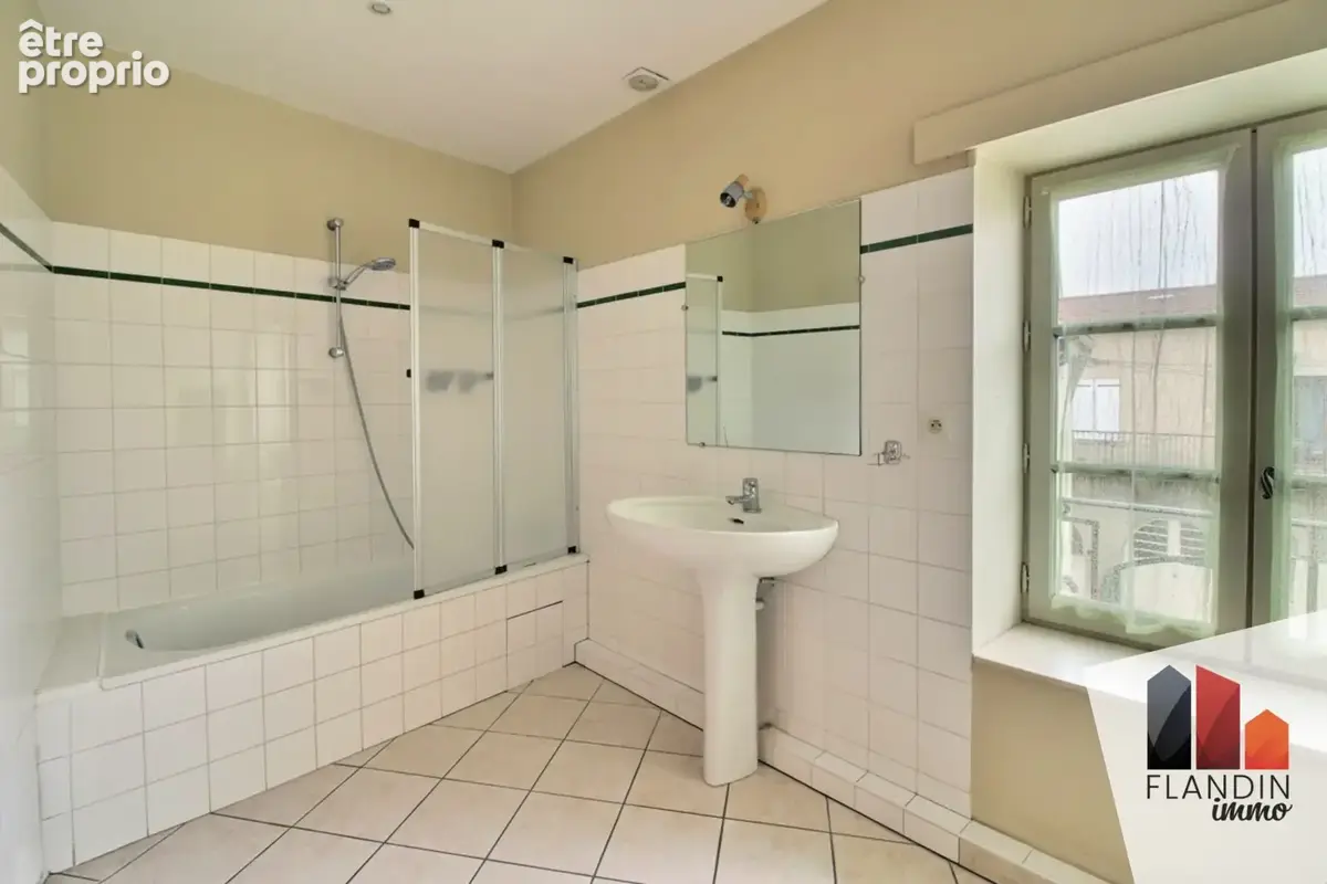 Maison 80 m² à Messimy  - photo 7