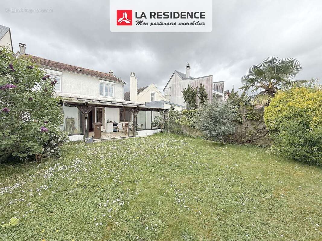 Maison à VELIZY-VILLACOUBLAY