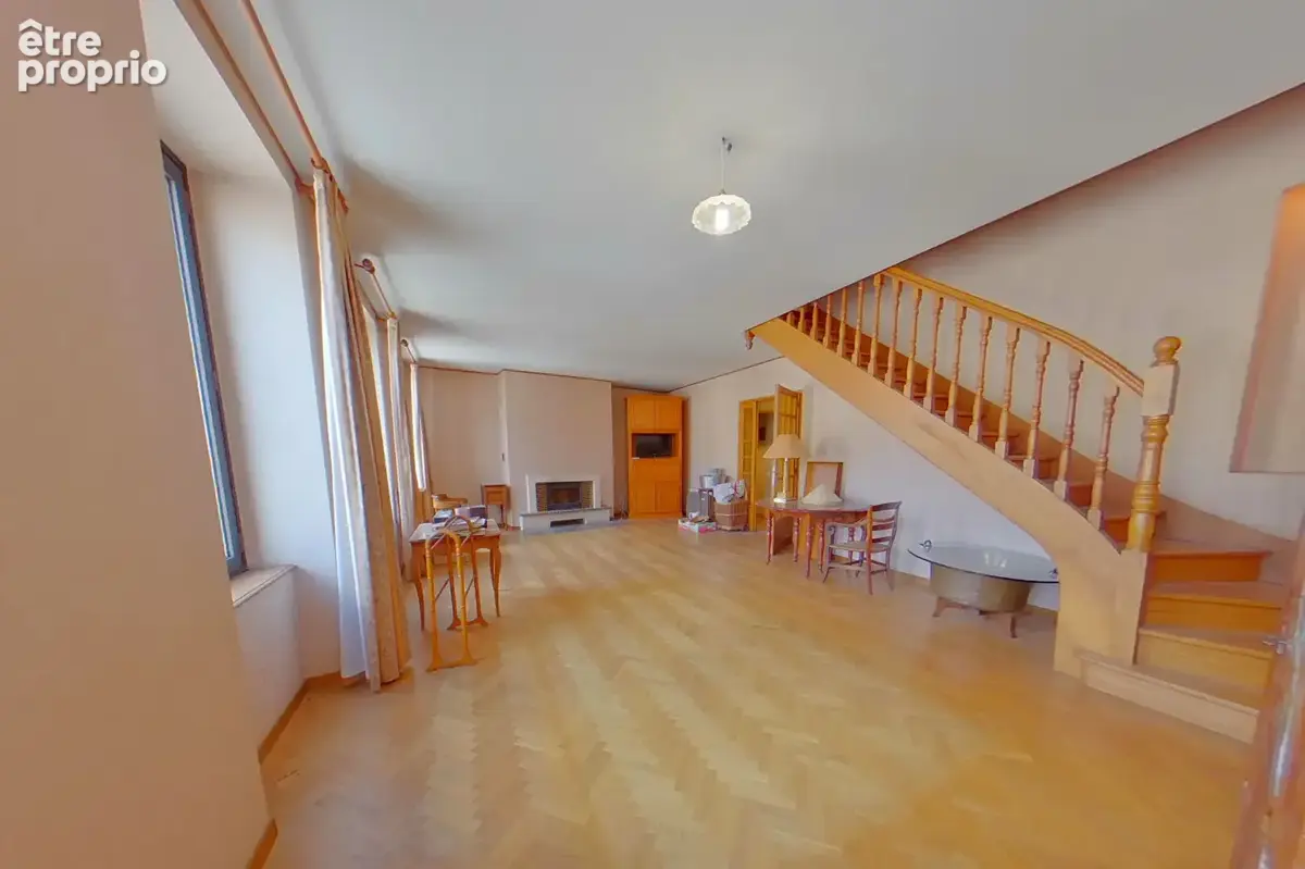 Appartement + 2 garages + dépendance , au centre de Caussade. Superbe projet ! - photo 3