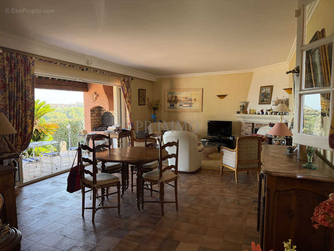 Agay villa 3 chambres garage vue mer - photo 5