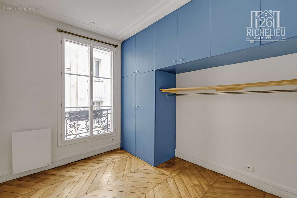 Appartement à PARIS-2E