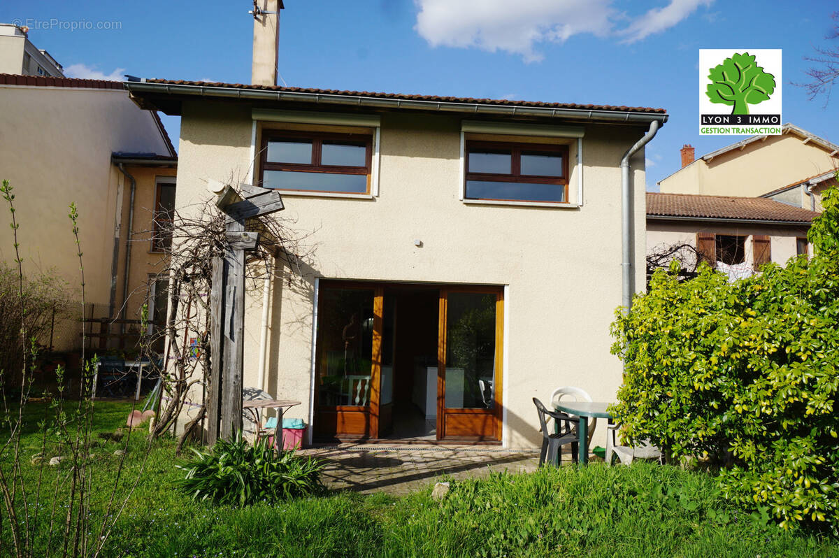 Maison à VILLEURBANNE