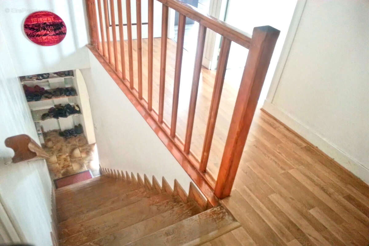 Maison à SAINT-COSME-EN-VAIRAIS