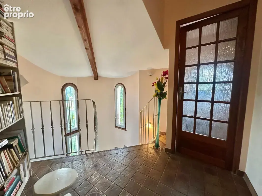 Maison T6 - secteur du Barry - photo 7