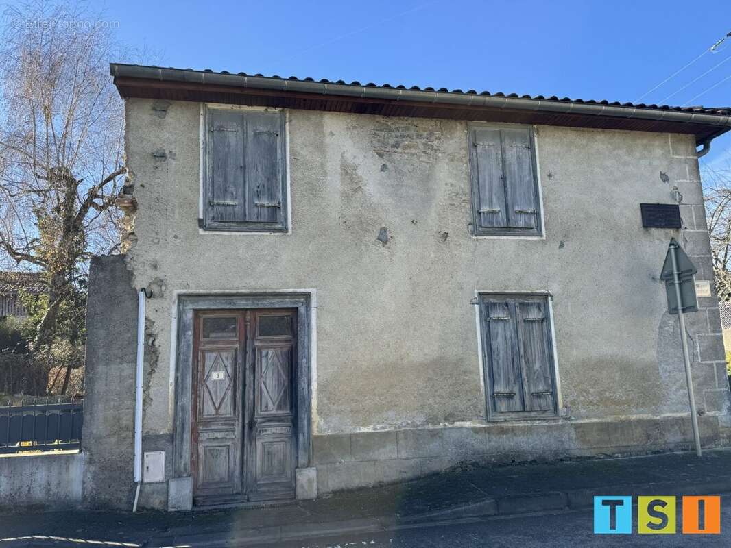 Maison à IZAUT-DE-L&#039;HOTEL