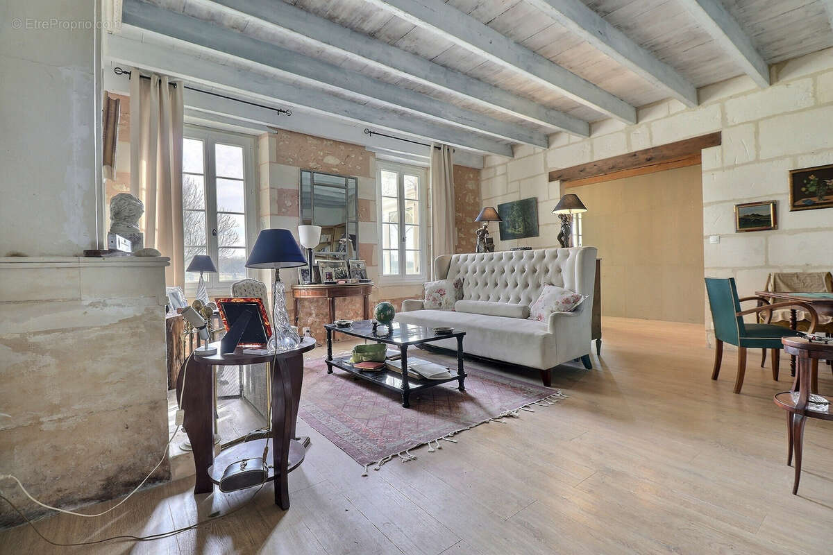 Maison à SAINT-CIERS-SUR-GIRONDE