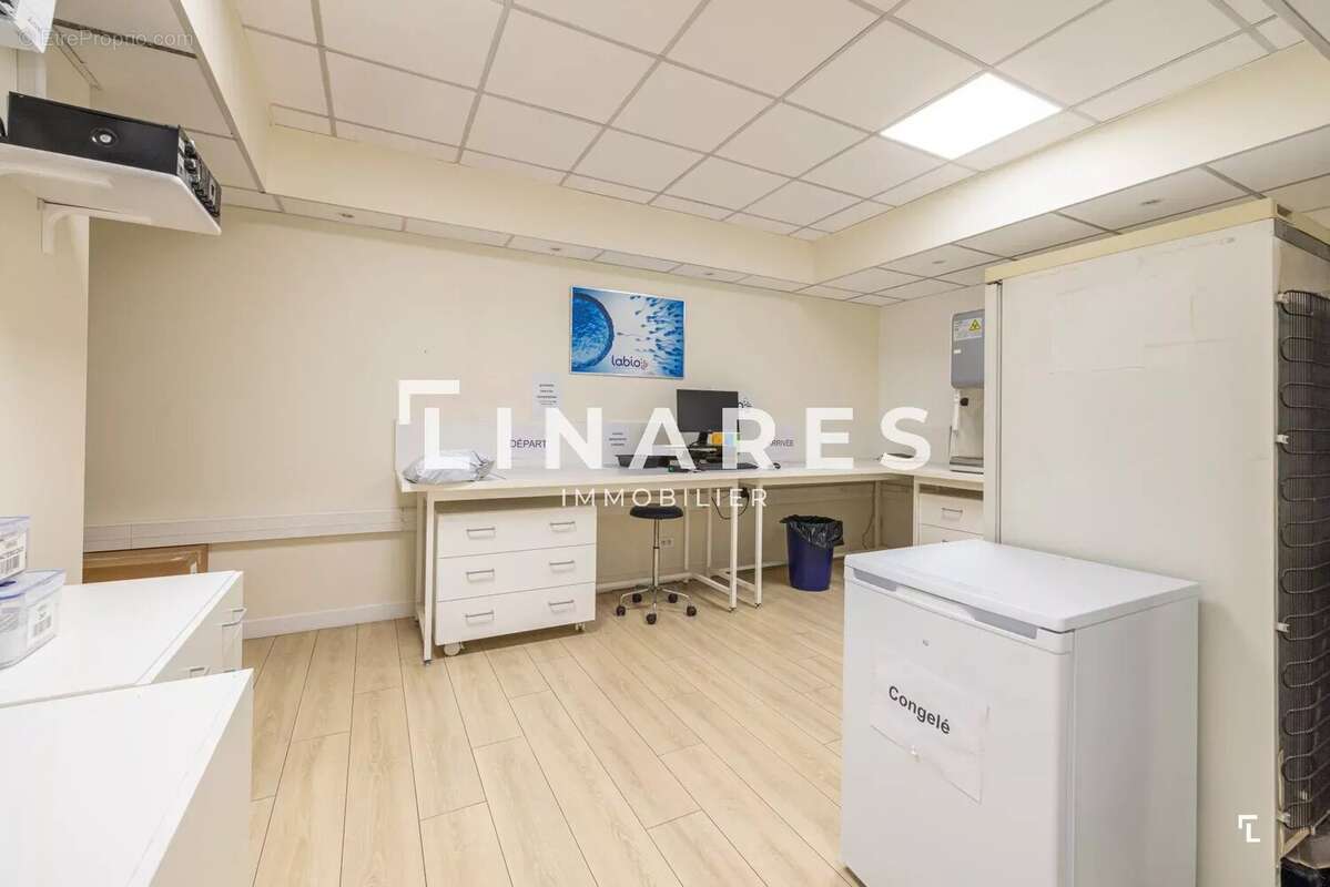 Commerce à MARSEILLE-13E