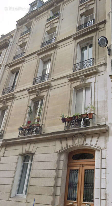 Appartement à PARIS-9E