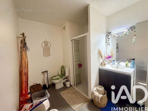 Appartement 45 m² à Pessac  - photo 4