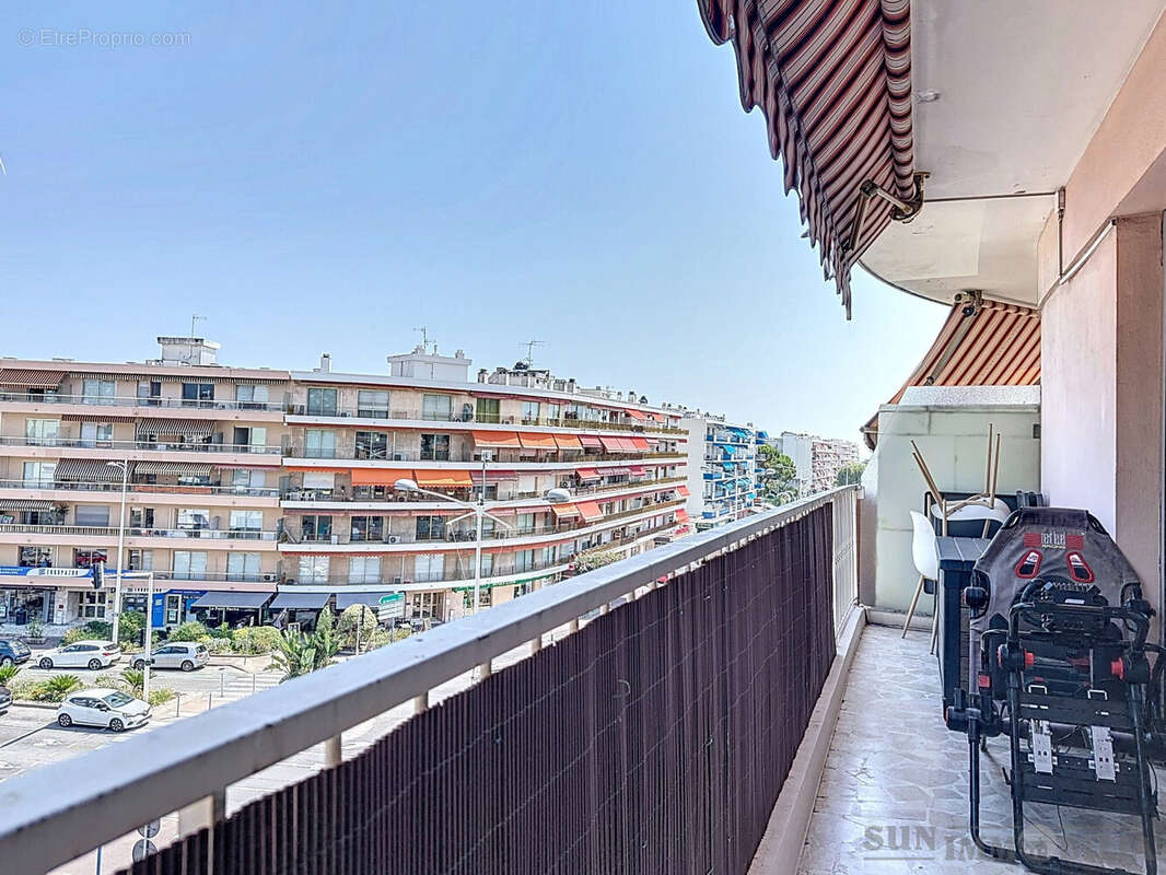 Appartement 69 m² à Cagnes-Sur-Mer  - photo 3