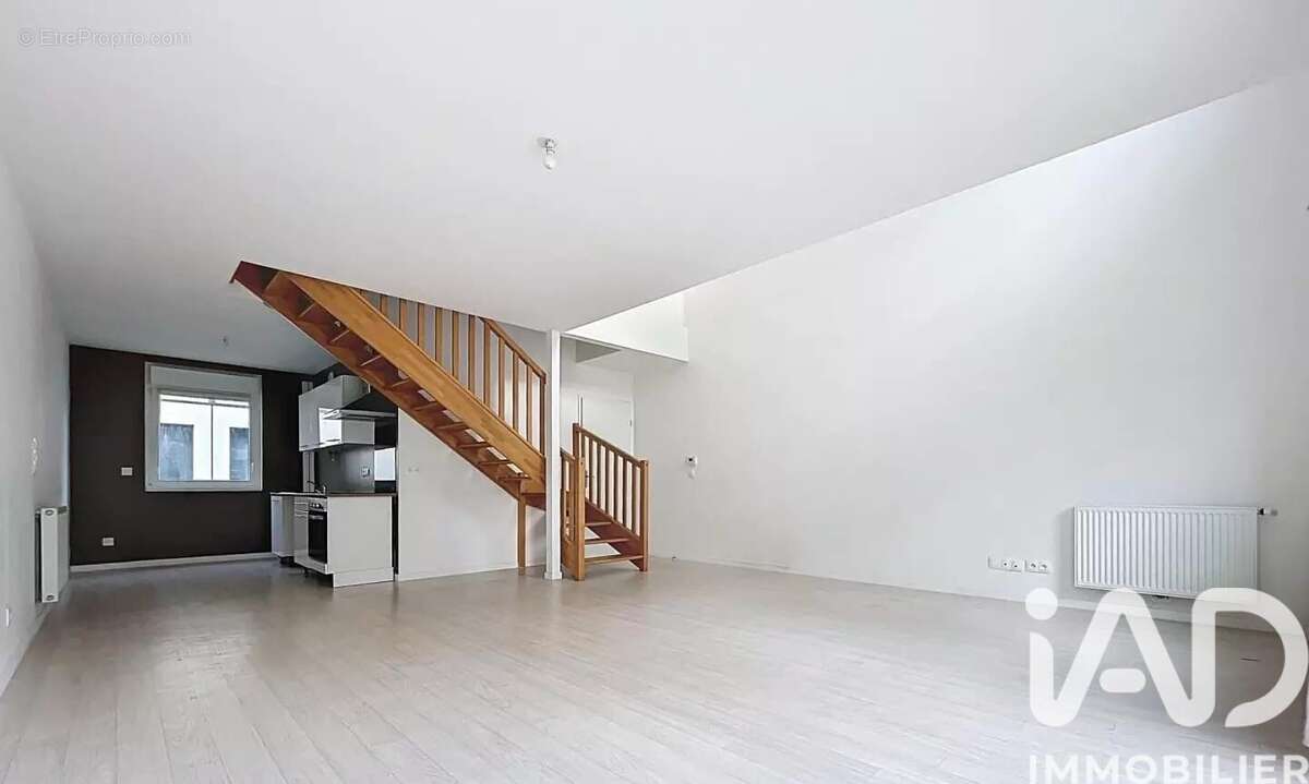 Photo 3 - Maison à LACROIX-SAINT-OUEN