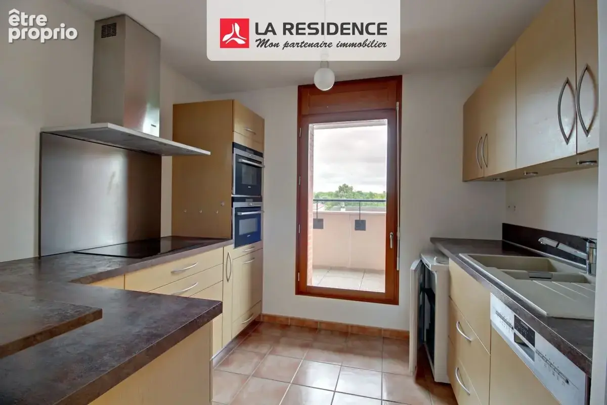 Appartement 94 m² à Les Mureaux  - photo 4