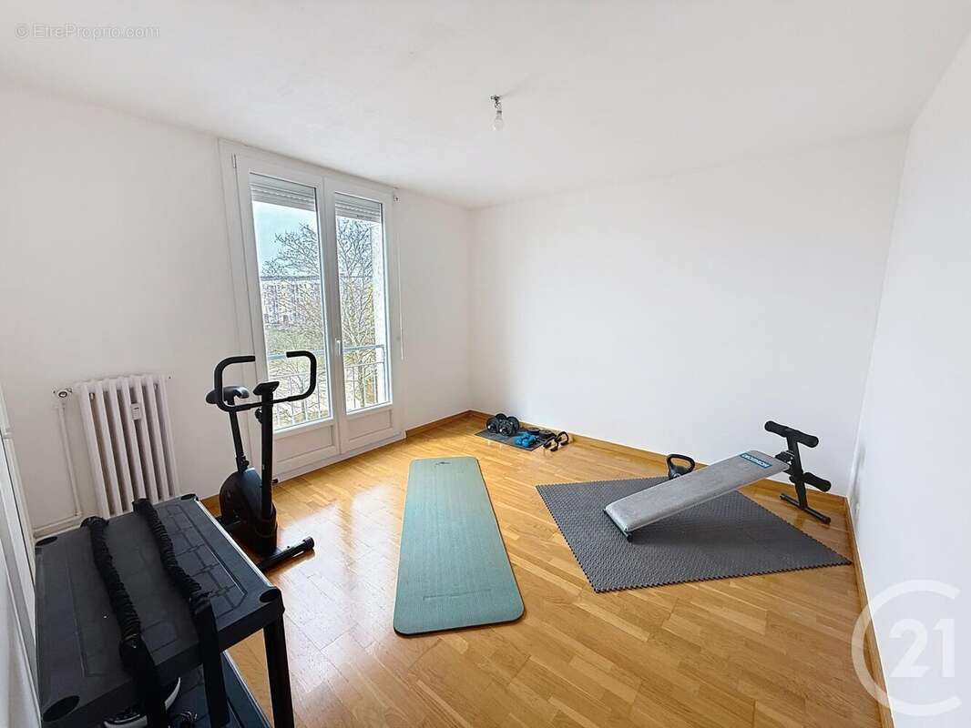 Appartement à CHENOVE