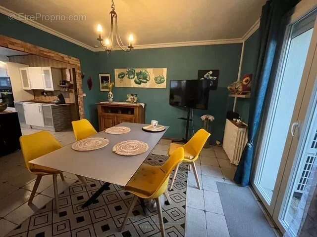 Maison à CHALETTE-SUR-LOING