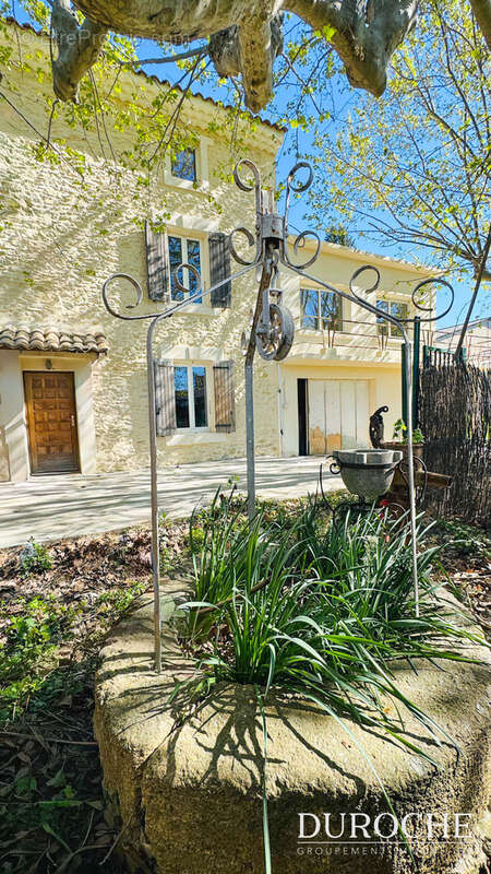 Maison à CADEROUSSE