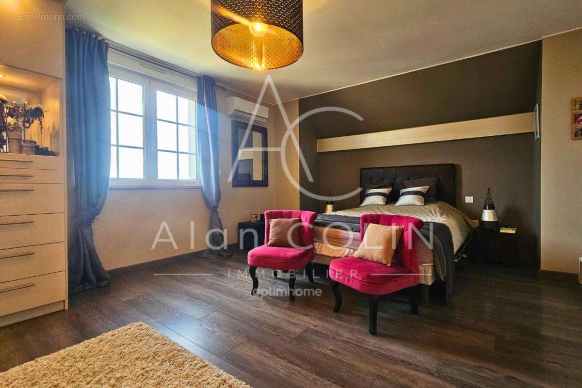 Maison individuelle 4 façades – 182 m² – 4 chambres – Terrain de 8 ares à Yutz - photo 12