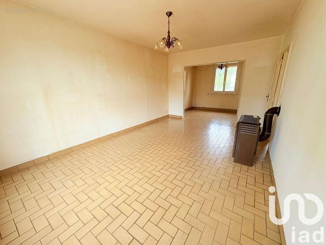 Maison 89 m² à Torteron  - photo 8