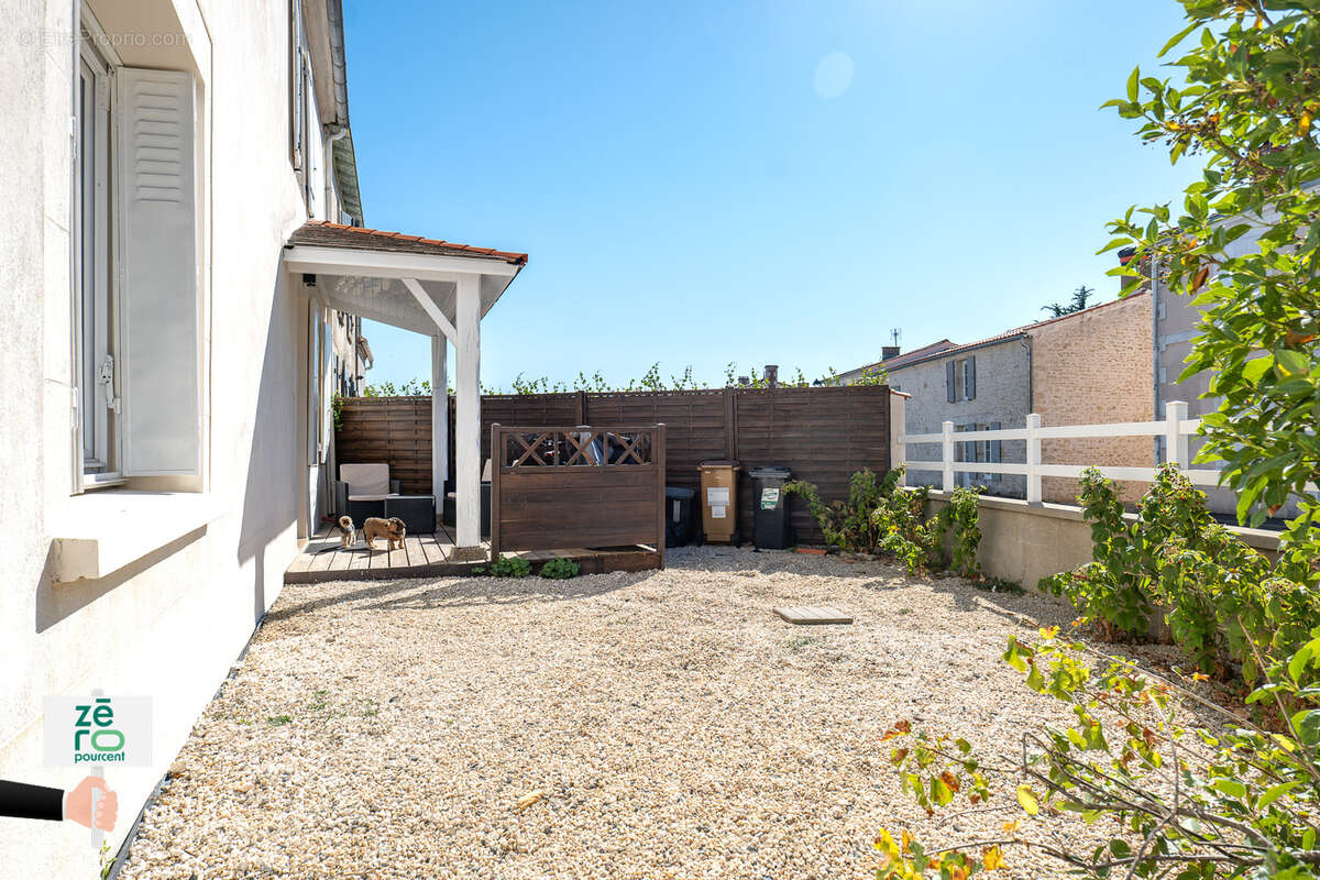 Maison de charme entièrement rénovée à Saint-Michel-en-l’Herm   Proche La Tranche-sur-Mer, Luçon et des plages - photo 17