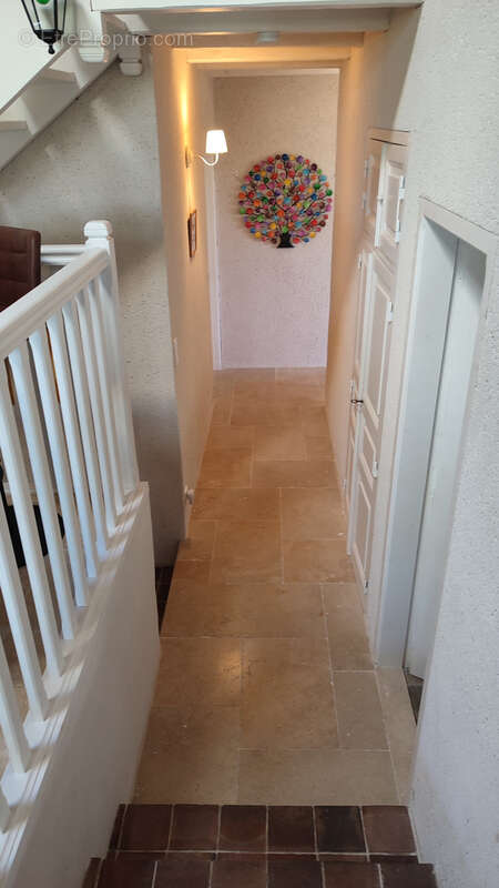 Maison à MONTAIGU-DE-QUERCY