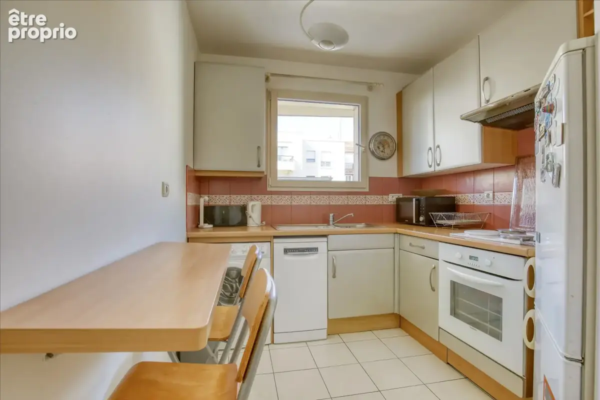 Levallois-perret – 3 pièces – 67,28 m² – terrasse & balcon – cave – parking possible un emplacement recherché situé rue louis ro - photo 15
