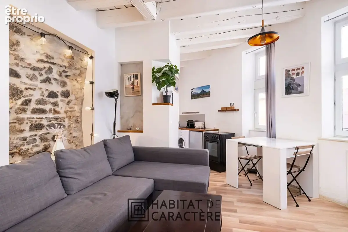Rare -Studio Meublé de Charme au Coeur du Vieux Lyon - photo 4