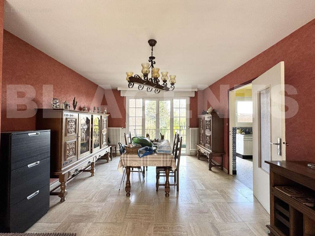 * sam 3 - Maison à BILLY-MONTIGNY