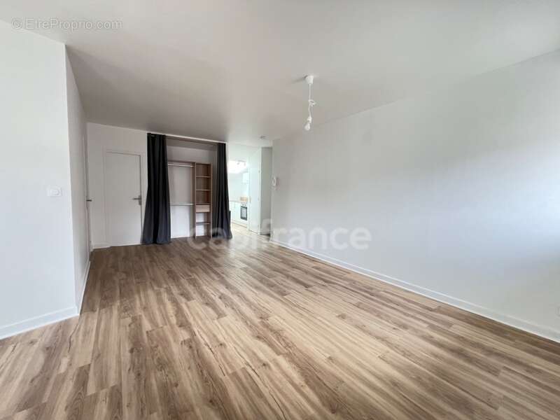 Appartement à vendre 3 pièces hyper centre SAINT BRIEUC (22) - photo 3